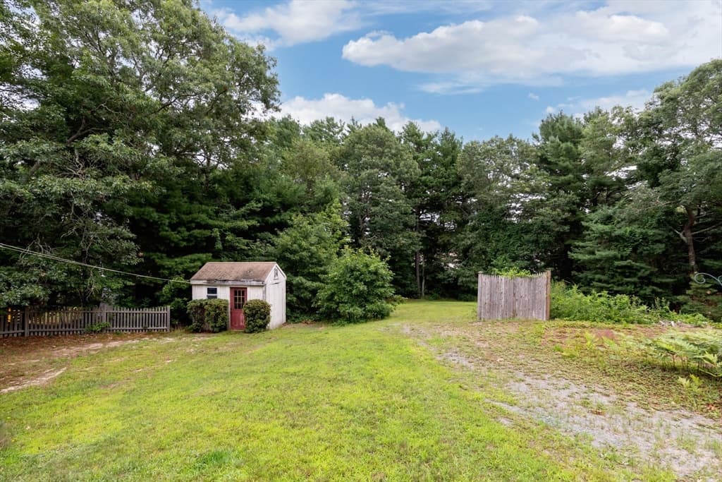 73 Raymond Rd, Plymouth MA 02360 photo 4
