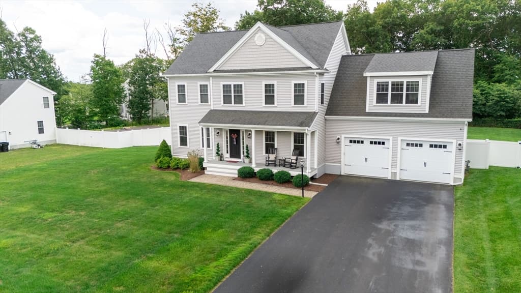 20 Kelly Ln, Brockton MA 02301 photo 2