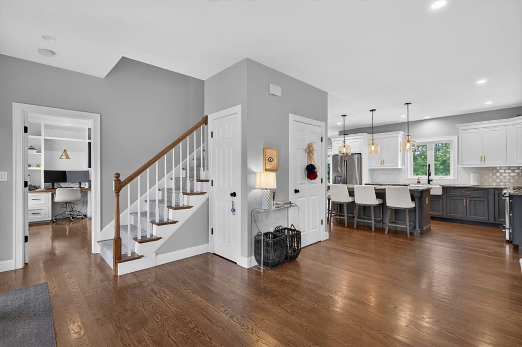 20 Kelly Ln, Brockton MA 02301 photo 13