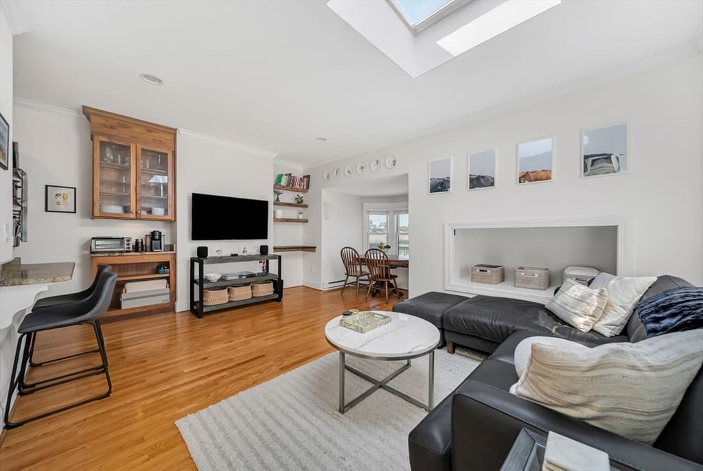 37 Worcester Street # 5, Boston MA 02118 photo 3