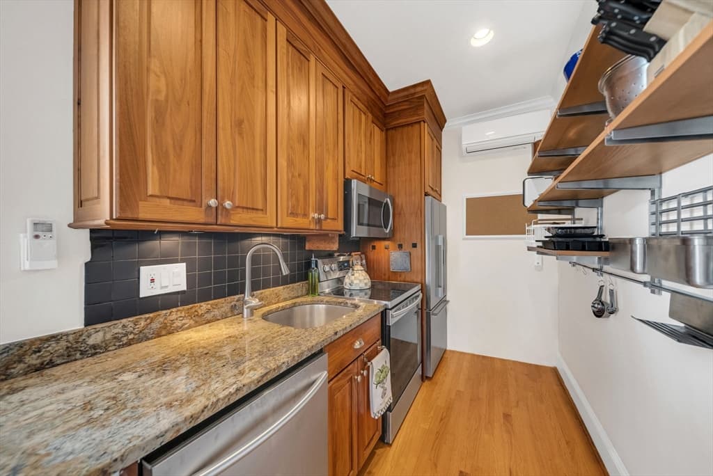 37 Worcester Street # 5, Boston MA 02118 photo 5
