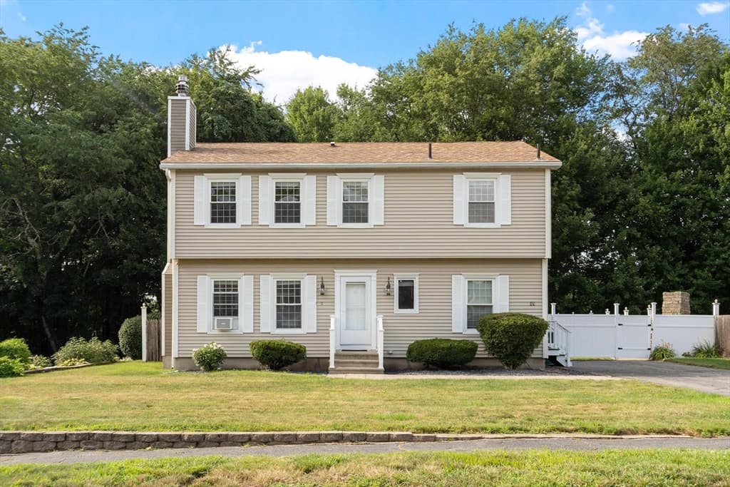 49 Shawna Street, Fitchburg MA 01420