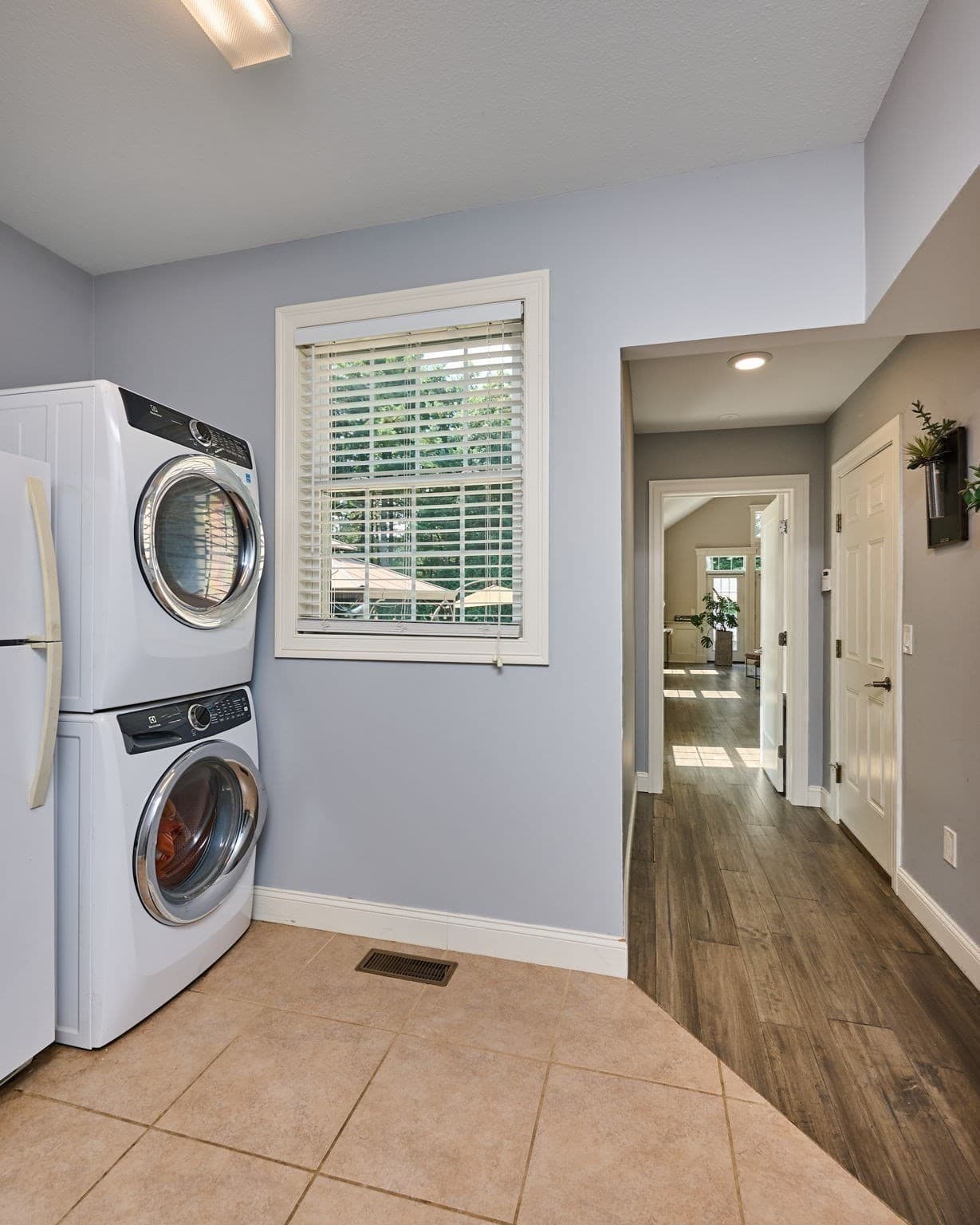 Single Family Residence at 2 Kevin Dr, Southampton MA 01073, photo 26 of 42