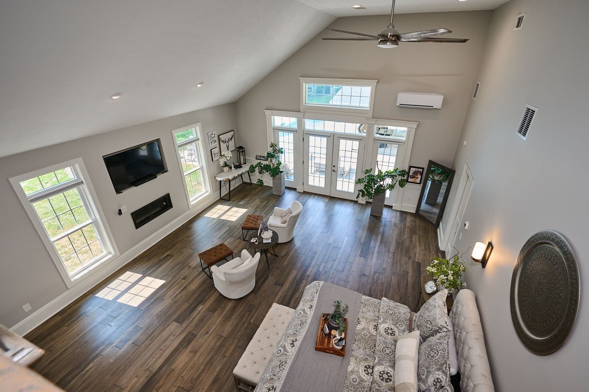 Single Family Residence at 2 Kevin Dr, Southampton MA 01073, photo 7 of 42