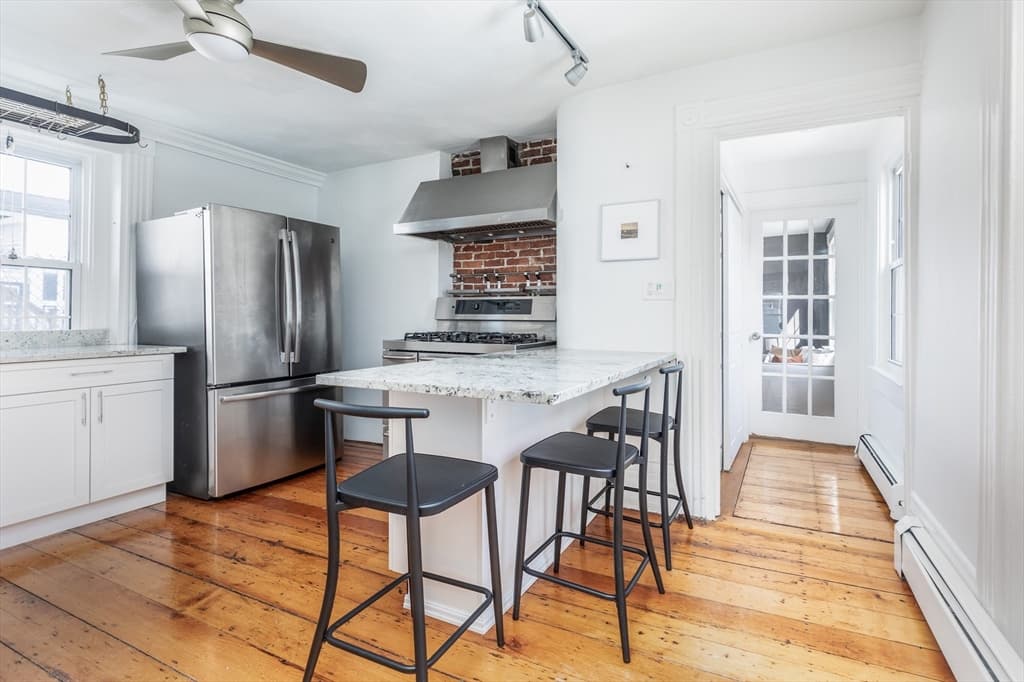 27 Saint James St, Boston MA 02119 photo 16