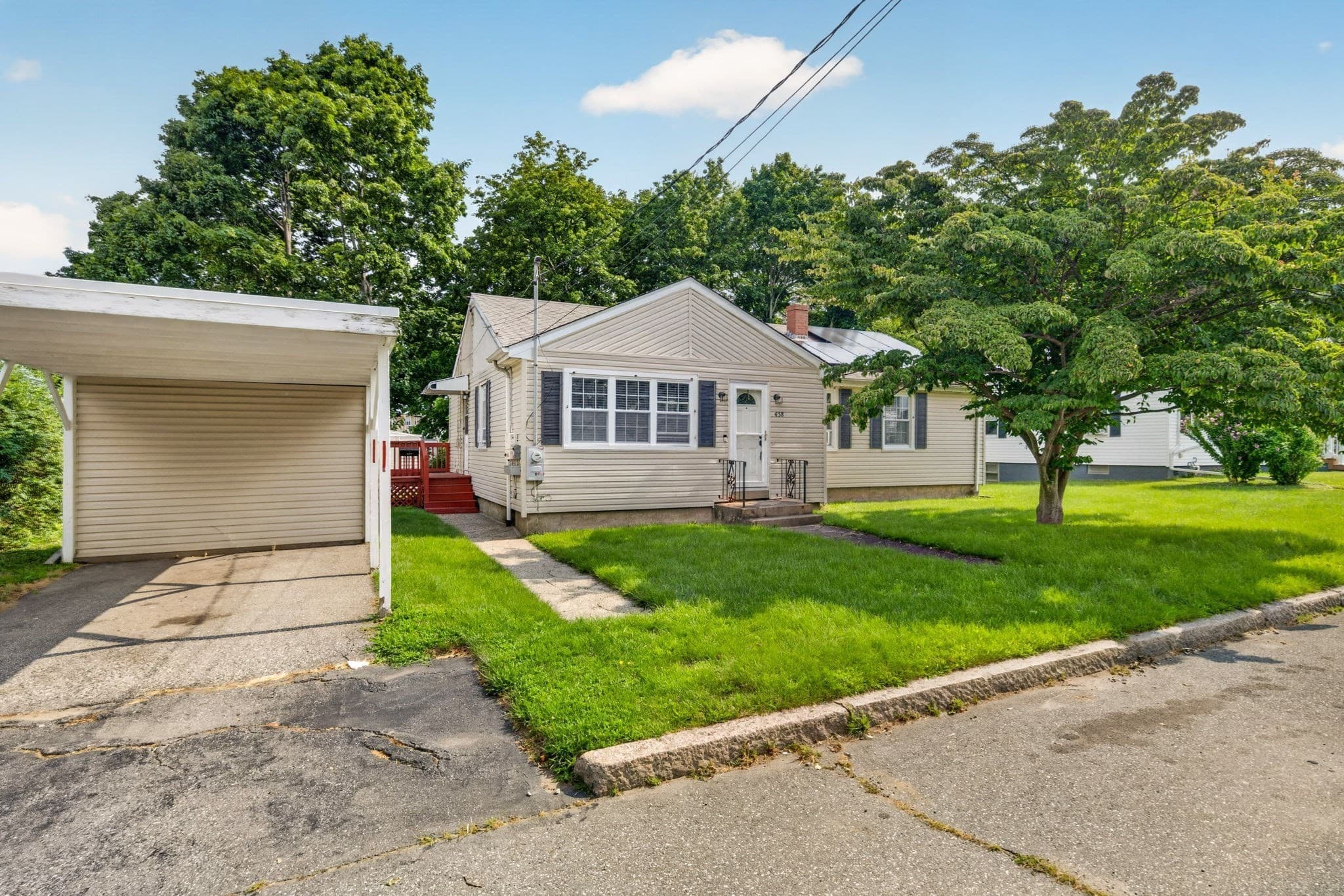 Single Family Residence at 458 Orswell St, Fall River MA 02721, photo 2 of 33