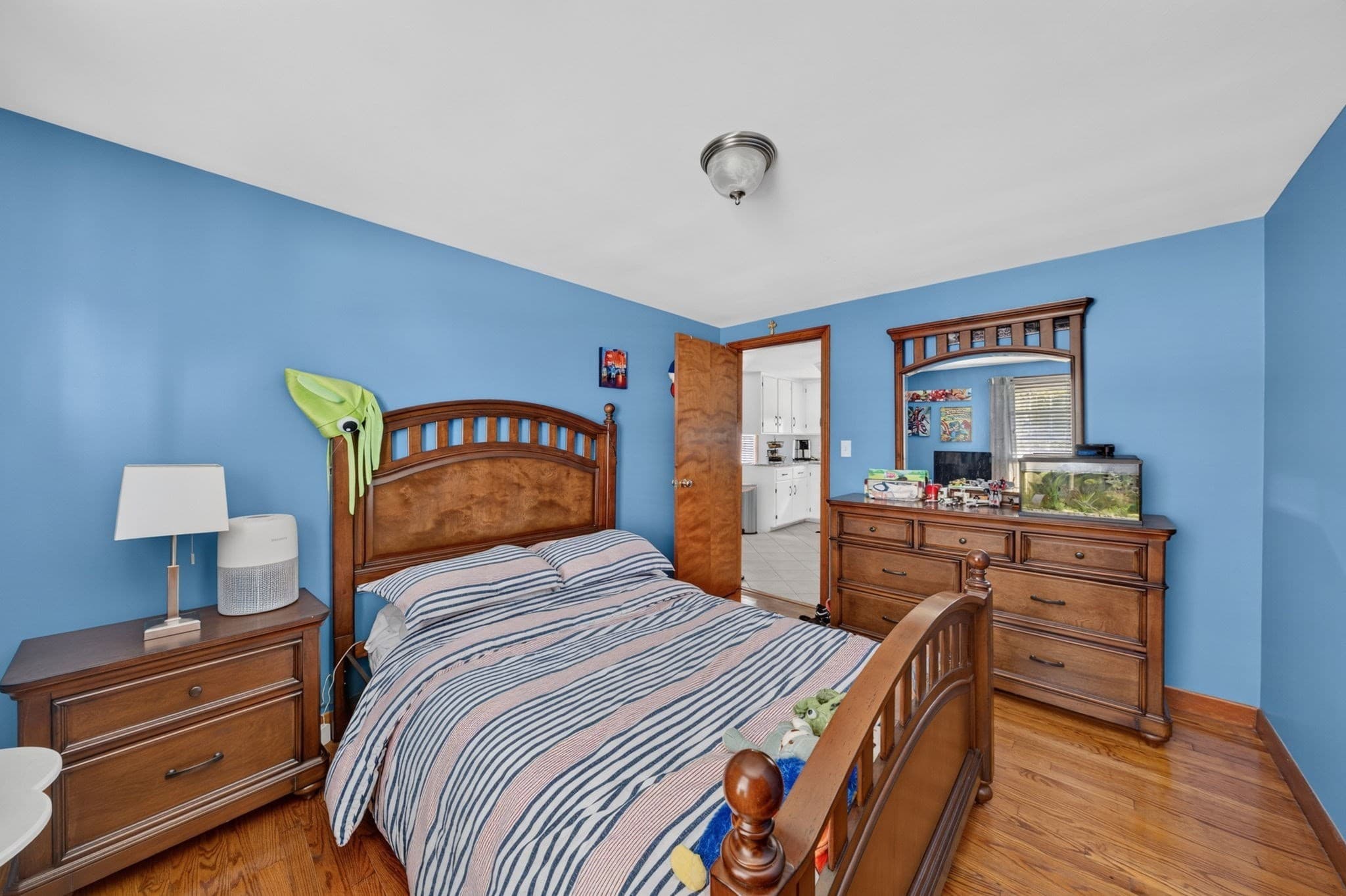 Single Family Residence at 458 Orswell St, Fall River MA 02721, photo 22 of 33