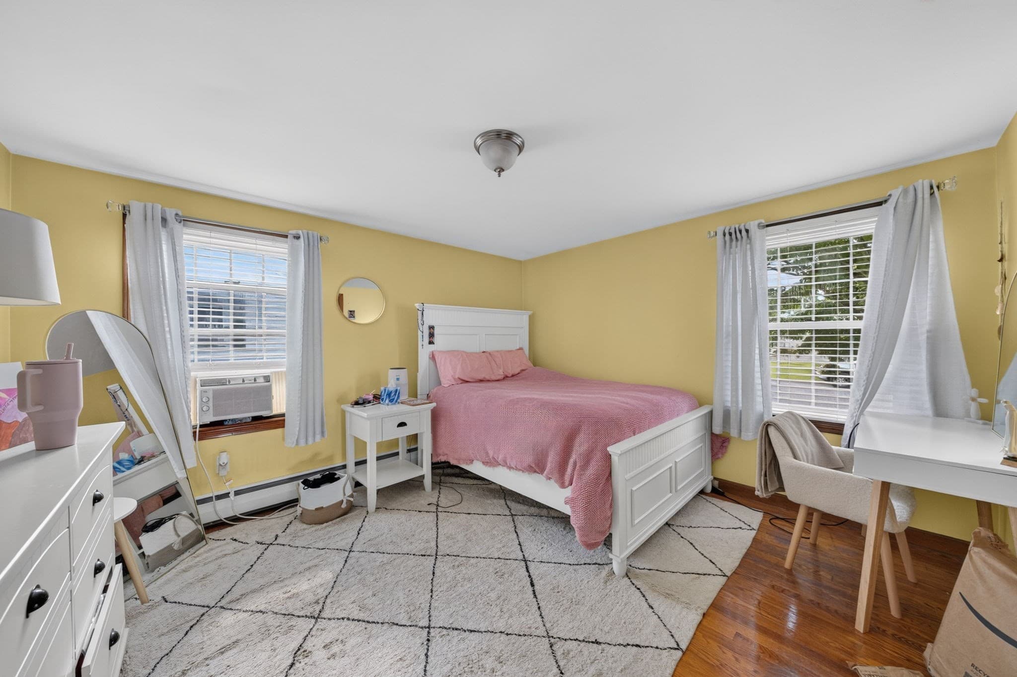 Single Family Residence at 458 Orswell St, Fall River MA 02721, photo 25 of 33