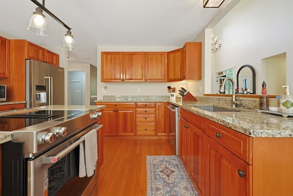 31 Hockanum Rd, Hadley MA 01035 photo 14