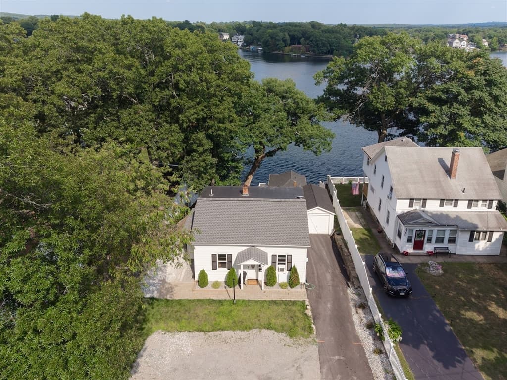 435 Lake Ave, Worcester MA 01604 photo 23