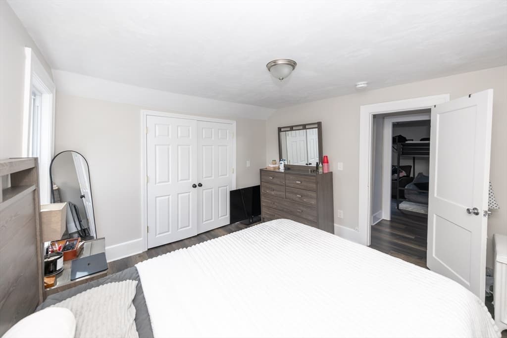 435 Lake Ave, Worcester MA 01604 photo 11