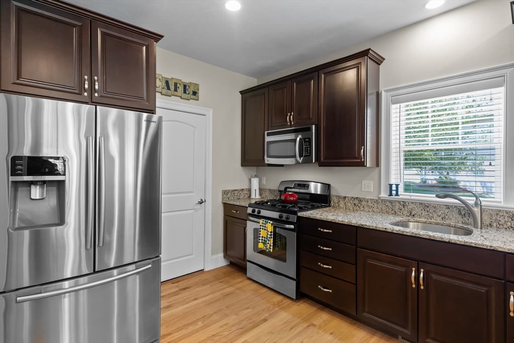 166 Walden Way # 166, Milford MA 01757 photo 12