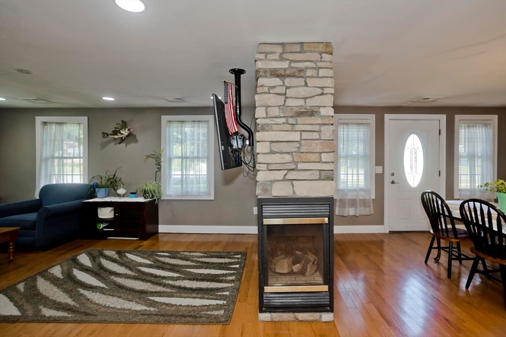 1075 Main St, Agawam MA 01001 photo 16