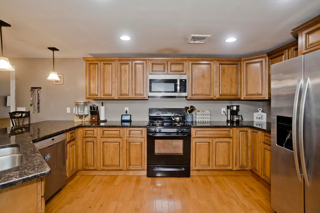 1075 Main St, Agawam MA 01001 photo 3