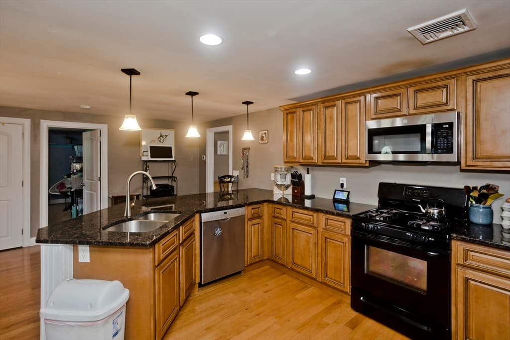 1075 Main St, Agawam MA 01001 photo 5