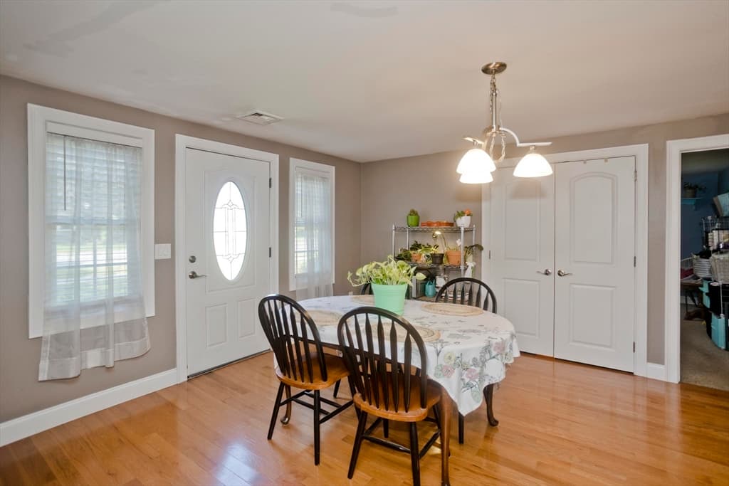 1075 Main St, Agawam MA 01001 photo 9