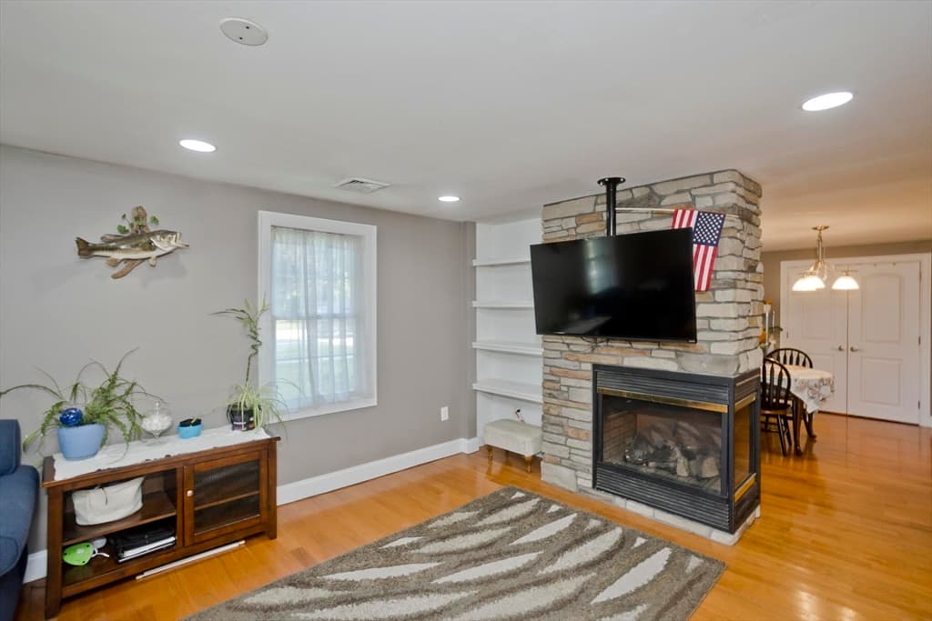 1075 Main St, Agawam MA 01001 photo 15