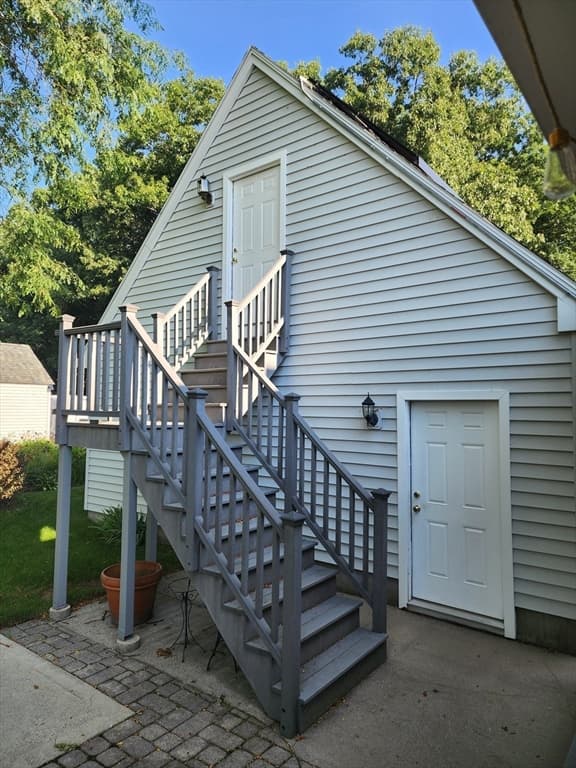 39 Everett Ave, Webster MA 01570 photo 13