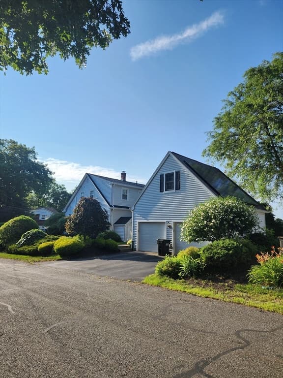 39 Everett Ave, Webster MA 01570 photo 5