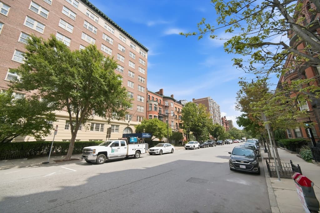 4 Charlesgate E # 107, Boston MA 02215 photo 23