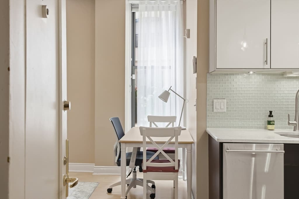 4 Charlesgate E # 107, Boston MA 02215 photo 16