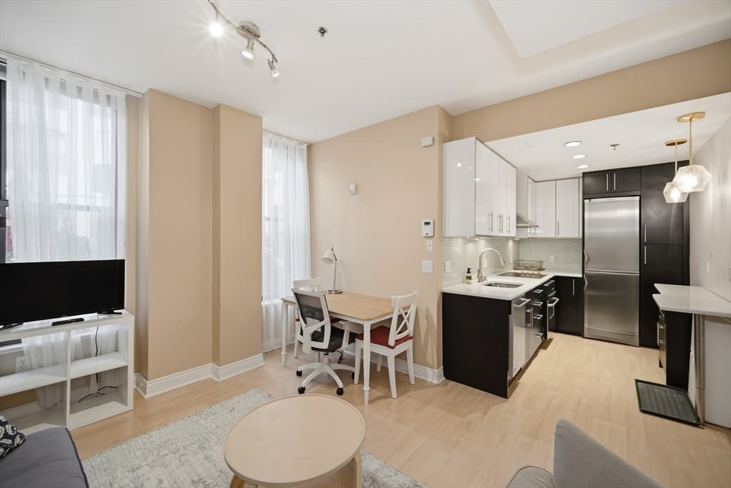4 Charlesgate E # 107, Boston MA 02215 photo 12