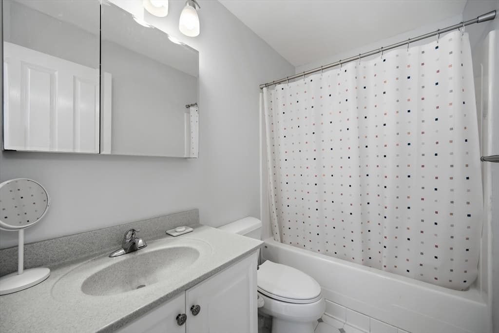 4 Charlesgate E # 107, Boston MA 02215 photo 5