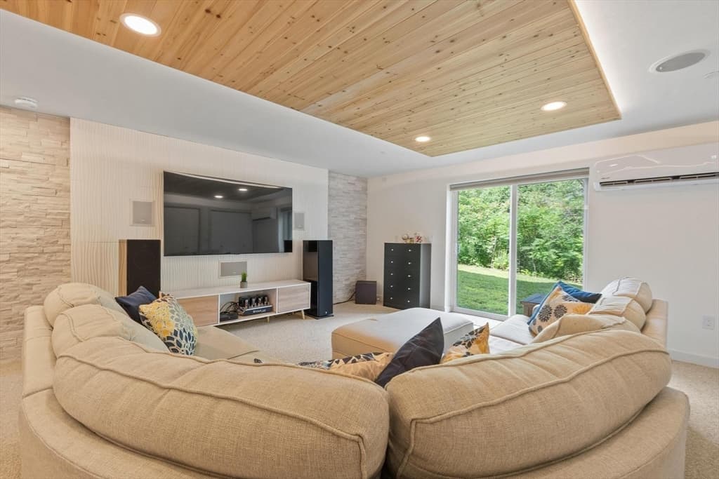 35 Green Briar Rd # 35, Fitchburg MA 01420 photo 16