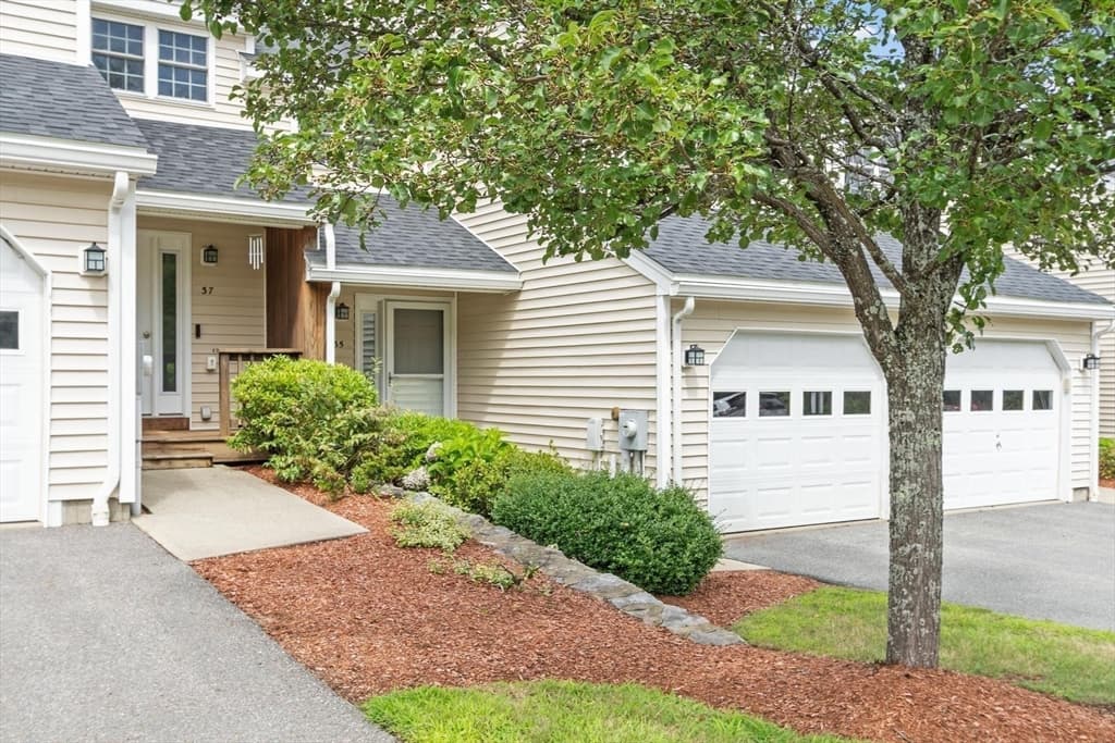 35 Green Briar Rd # 35, Fitchburg MA 01420