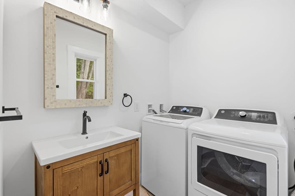 71 Cottage Street, Boston MA 02132 photo 15