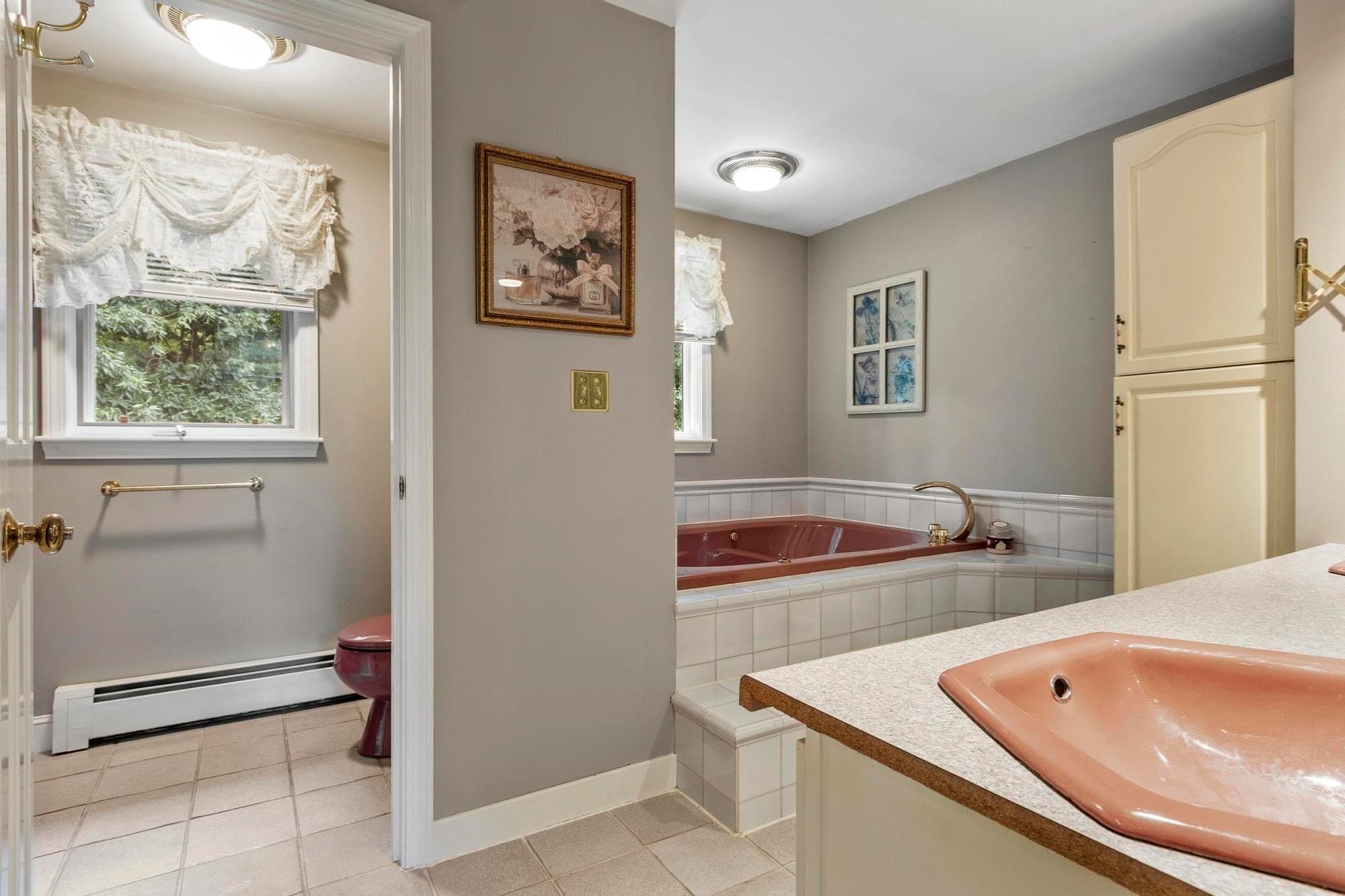 Single Family Residence at 17 Sycamore Drive, Rutland MA 01543, photo 23 of 41