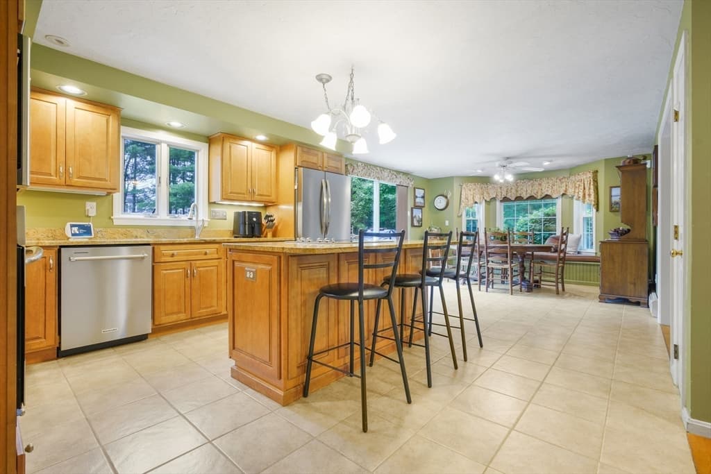 20 King Phillip Drive, Rehoboth MA 02769 photo 10