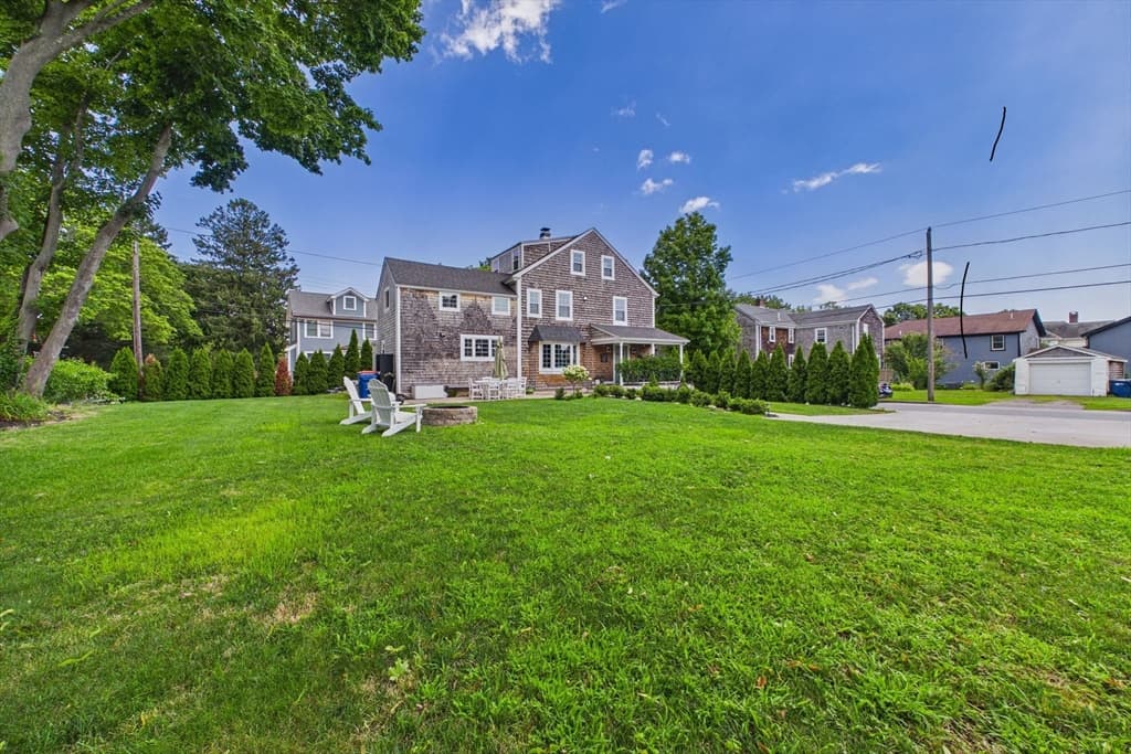 24 Oxford Street, Fairhaven MA 02719 photo 5