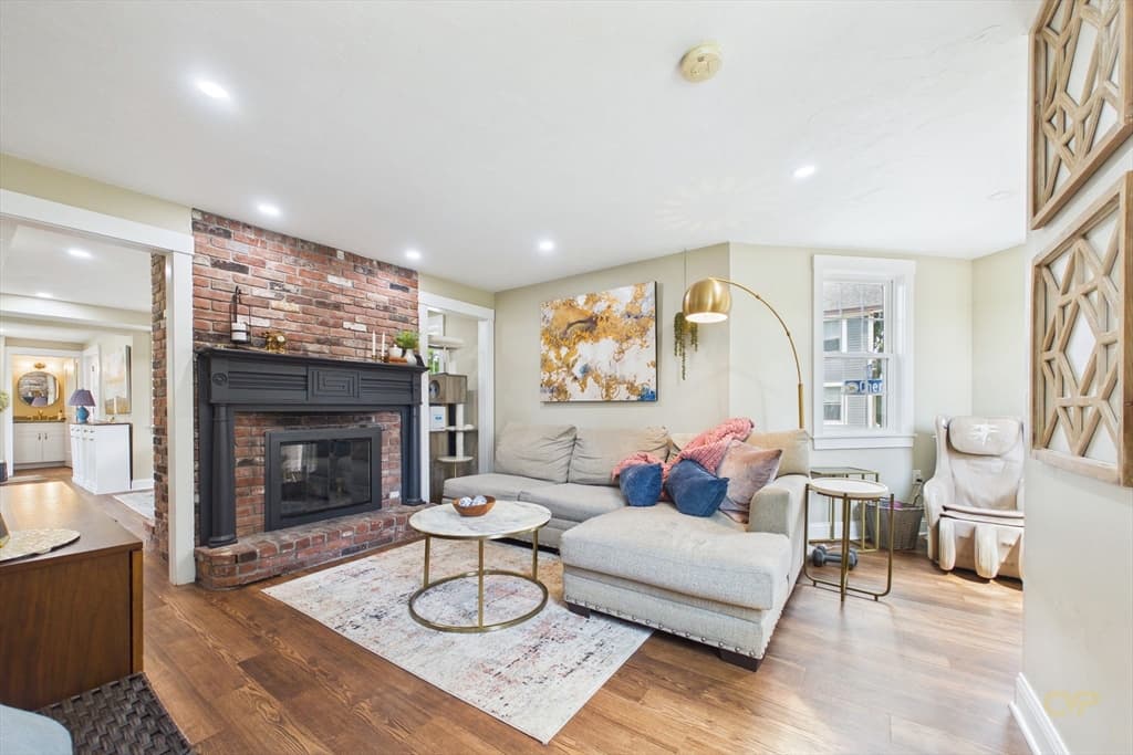 24 Oxford Street, Fairhaven MA 02719 photo 9