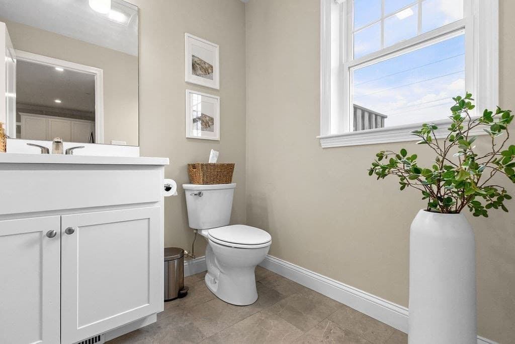 Condominium at 1005 Auburn St # C2, Whitman MA 02382, Whitman, photo 22 of 42