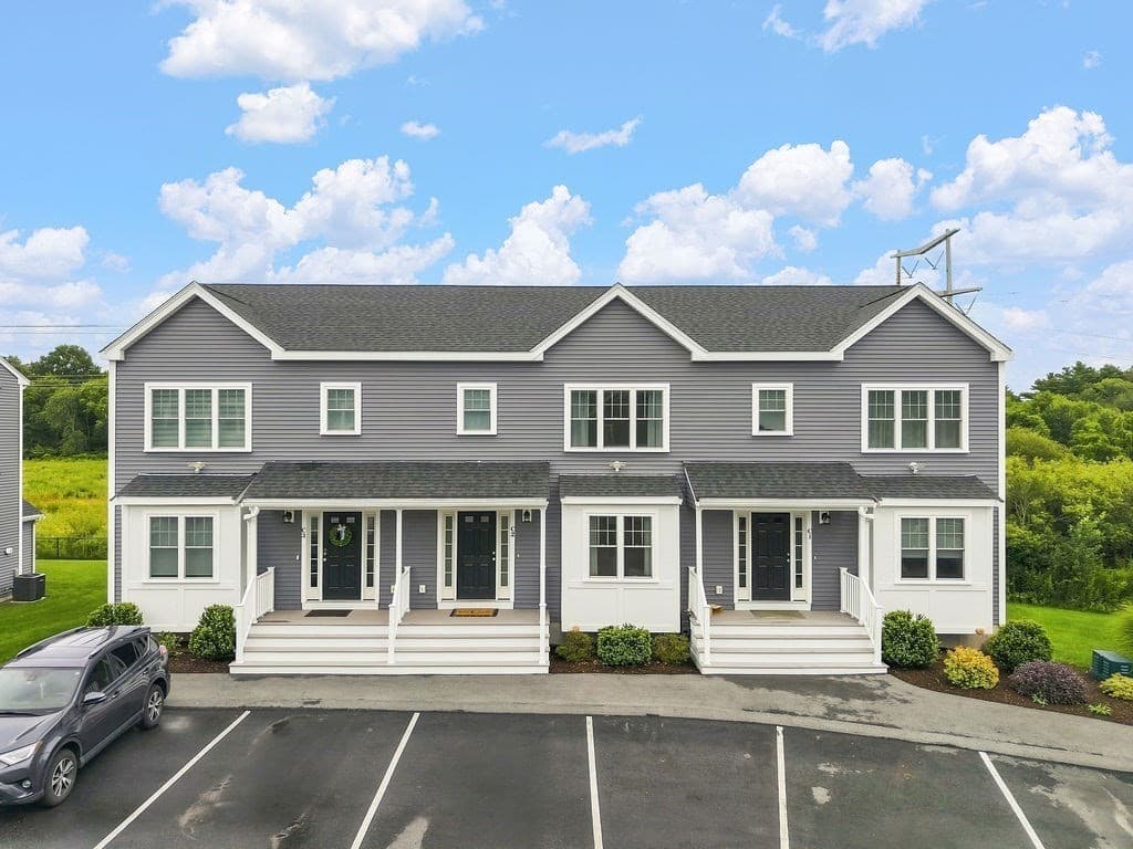 Condominium at 1005 Auburn St # C2, Whitman MA 02382, Whitman, photo 3 of 42