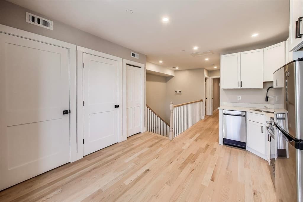 35-37 Delle Ave, Boston MA 02120 photo 3
