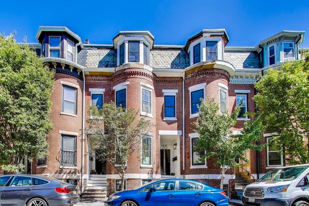 35-37 Delle Ave, Boston MA 02120