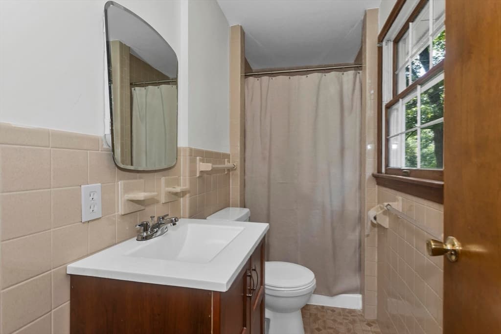 127 Szetela Drive, Chicopee MA 01013 photo 23