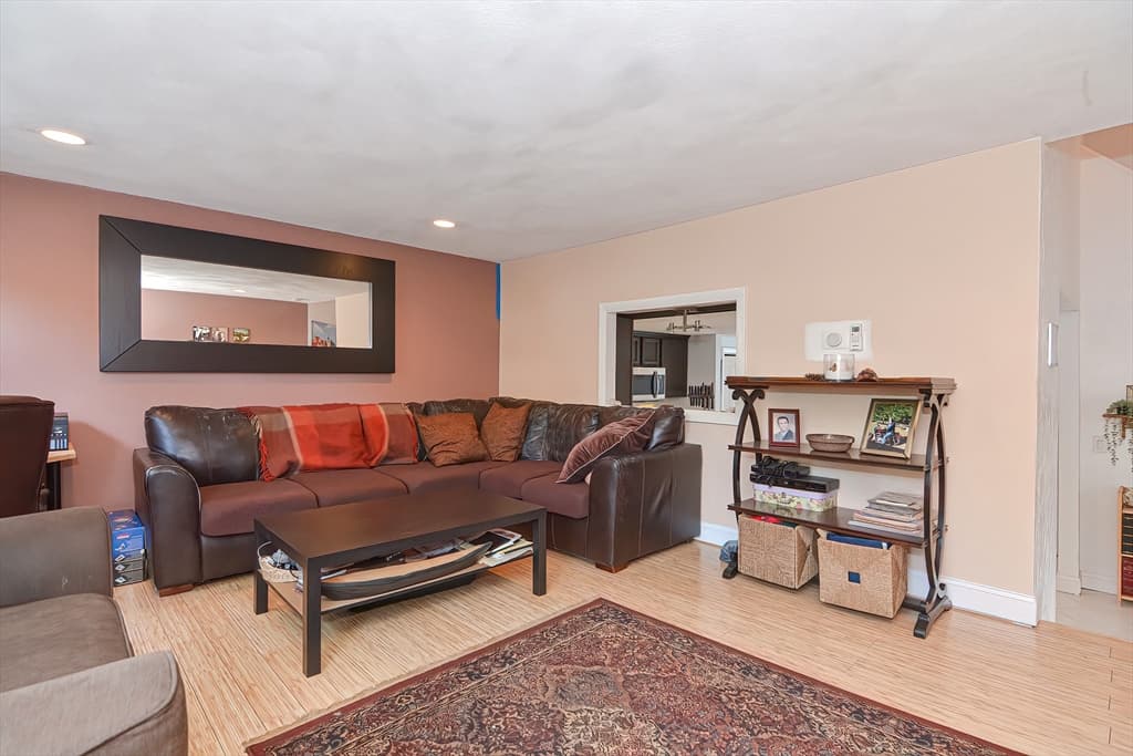 15 Bower S Bower, Malden MA 02148 photo 12