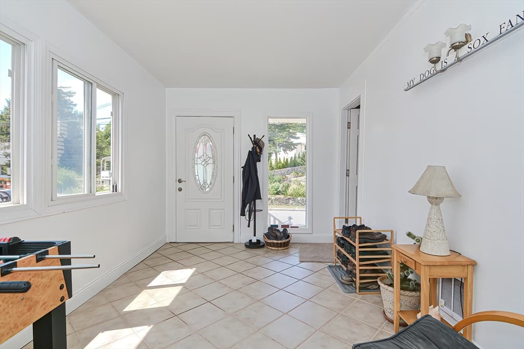 15 Bower S Bower, Malden MA 02148 photo 5