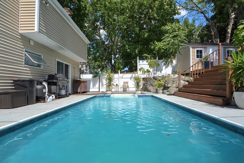 15 Bower S Bower, Malden MA 02148 photo 30