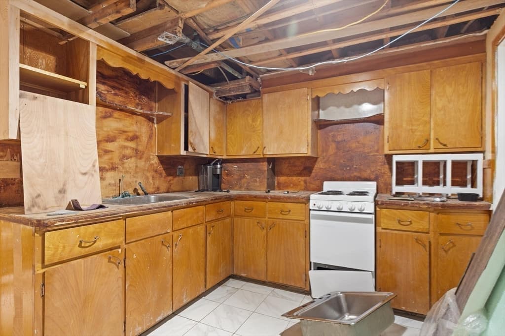 24 Taylor Rd, Lynn MA 01904 photo 32
