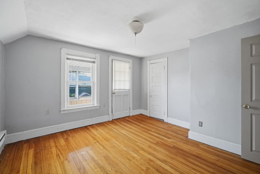 23 Frederick St, Westfield MA 01085 photo 14