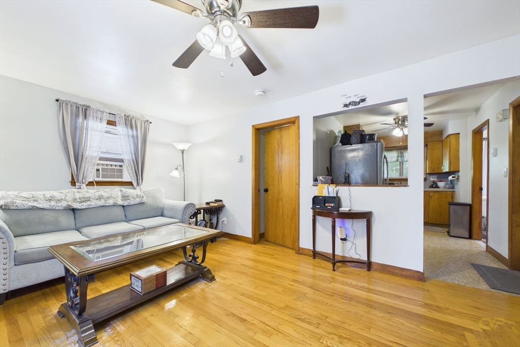 844 Hood St, Fall River MA 02720 photo 7