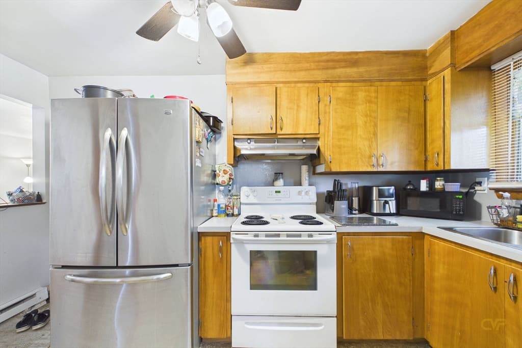 844 Hood St, Fall River MA 02720 photo 10