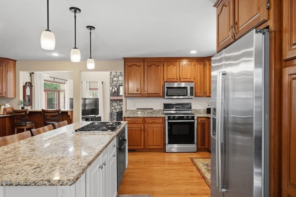 43 Tony Terrace, Bridgewater MA 02324 photo 10