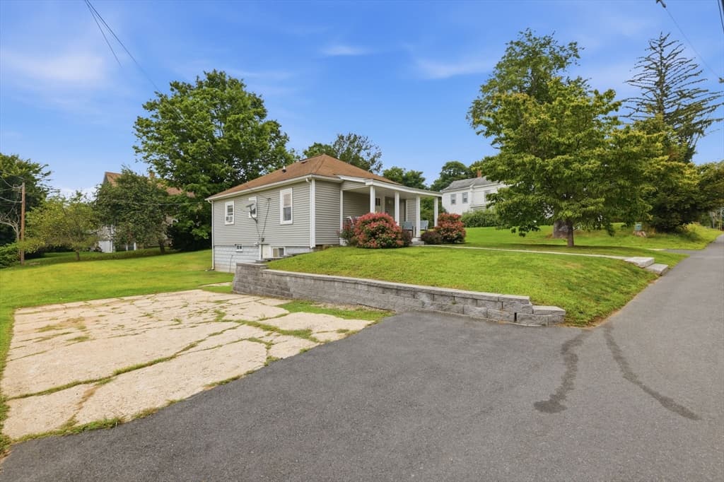 26 Central St, Brookfield MA 01506 photo 37