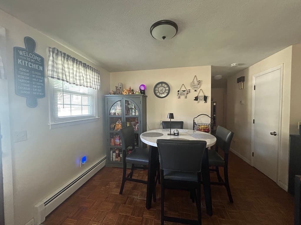 387 Mendon Rd, Attleboro MA 02703 photo 5