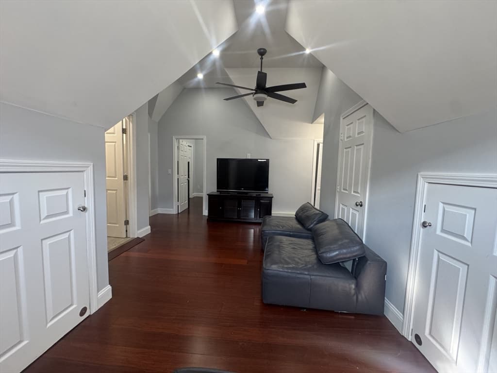 95 Waverly St, Everett MA 02149 photo 23